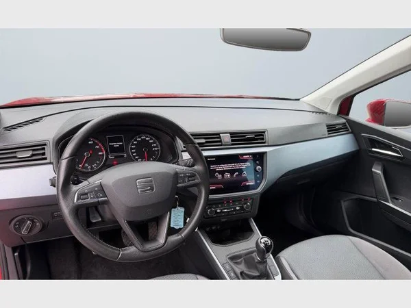 Seat Arona (2020) — foto 27 van 27