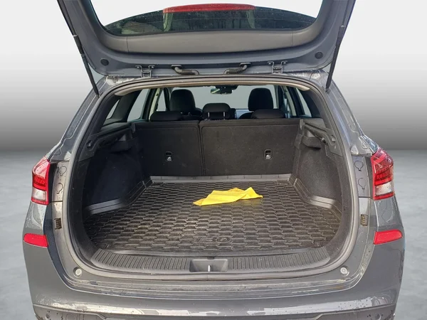 Hyundai i30 (2025) — foto 2 van 21