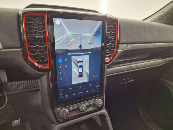 Ford Ranger — foto 7 van 15
