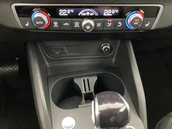 AUDI Q2 (2022) — foto 15 van 35