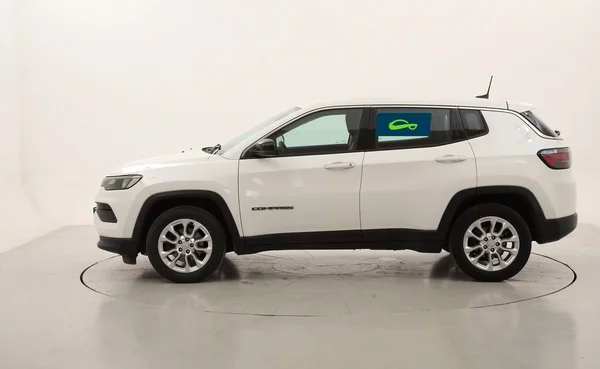 Jeep Compass (2021) — foto 12 van 27