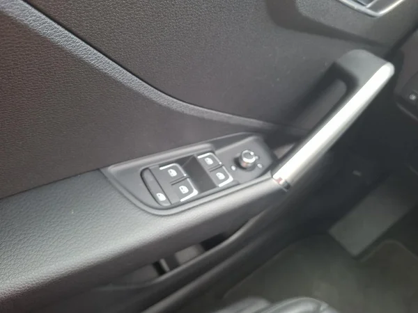 AUDI Q2 (2024) — foto 7 van 24
