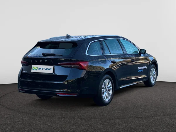 SKODA Octavia Combi (2025) — foto 21 van 24