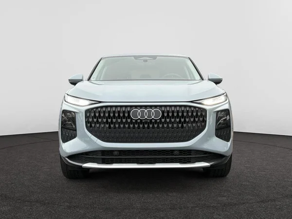 AUDI Q3 Sportback (2025) — foto 9 van 13