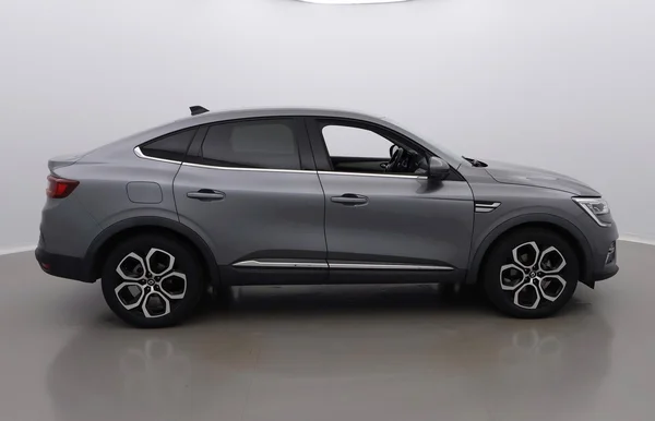 Renault Arkana E-TECH (HEV) (2022) — foto 34 van 37
