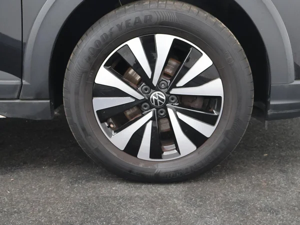 VOLKSWAGEN Taigo (2022) — foto 25 van 25