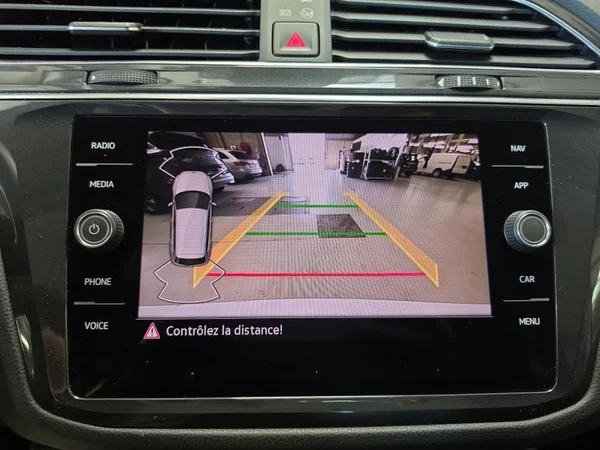 VOLKSWAGEN Tiguan Dsl (2021) — foto 13 van 36