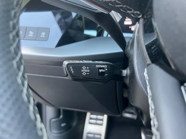 AUDI A3 Allstreet PHEV (2025) — foto 6 van 24