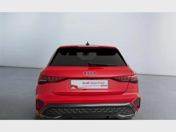 Audi A3 Sportback (2025) — foto 13 van 15