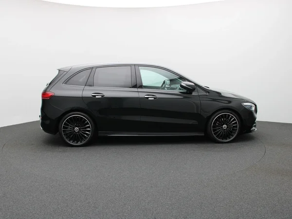 Mercedes-Benz B-Klasse (2025) — foto 32 van 35