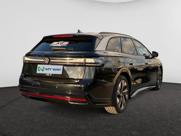 VOLKSWAGEN ID.7 Tourer (2026) — foto 5 van 9