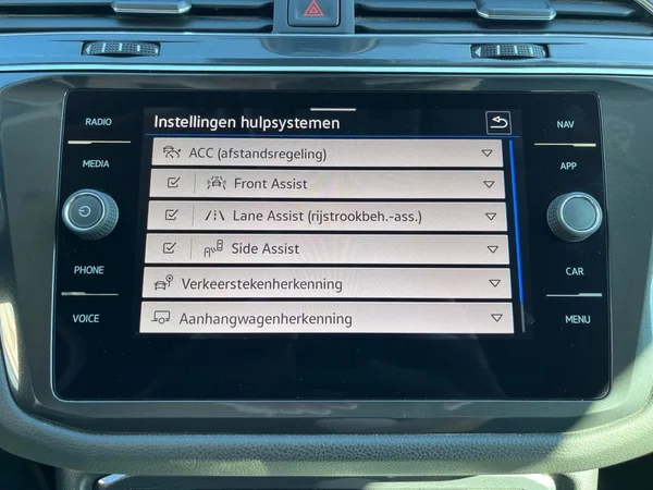 VOLKSWAGEN Tiguan Allspace Dsl (2020) — foto 7 van 22