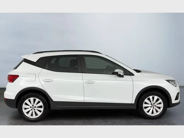 Seat Arona (2021) — foto 9 van 15