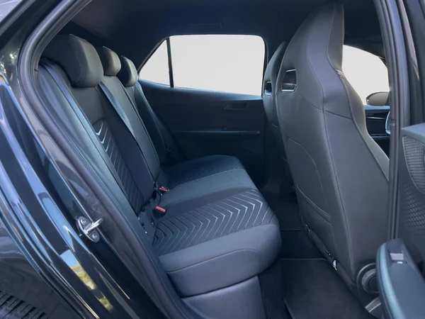 CUPRA Born (2023) — foto 18 van 27