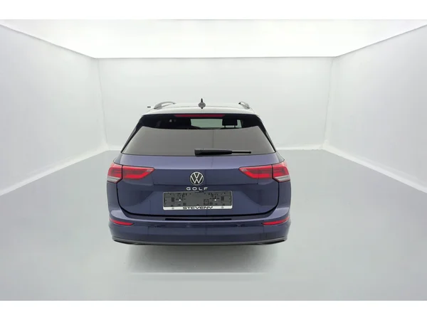 VOLKSWAGEN Golf VIII SW (2024) — foto 36 van 36