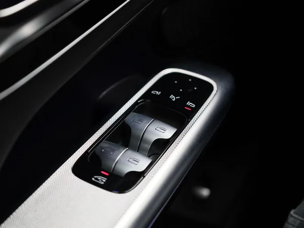 Mercedes-Benz GLC (2025) — foto 29 van 49