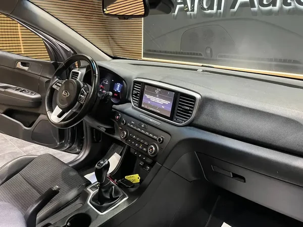Kia Sportage (2021) — foto 7 van 22