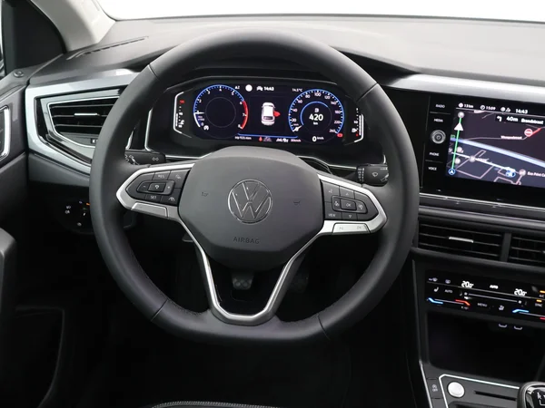 VOLKSWAGEN Taigo (2025) — foto 5 van 23