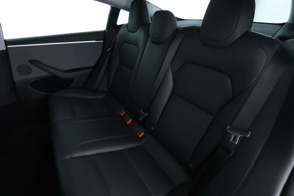 Tesla Model 3 (2024) — foto 5 van 16