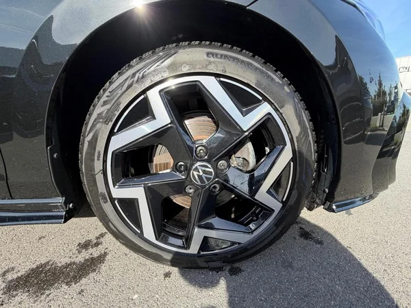 VOLKSWAGEN Golf VIII (2025) — foto 17 van 25