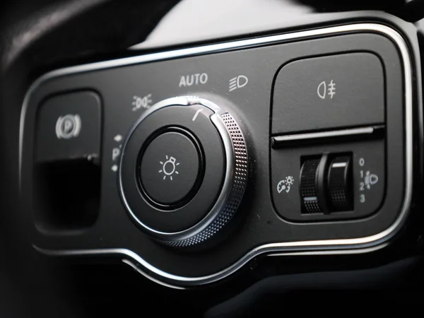Mercedes-Benz CLA (2022) — foto 14 van 40