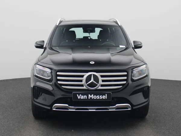 Mercedes-Benz GLB (2025) — foto 23 van 45
