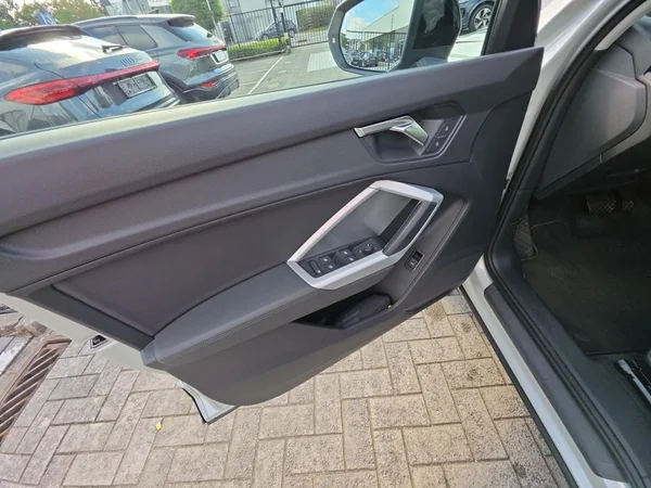 AUDI Q3 Sportback (2022) — foto 7 van 24