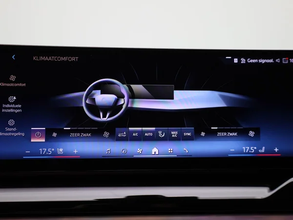 BMW i5 (2024) — foto 20 van 55