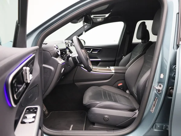 Mercedes-Benz GLC (2025) — foto 2 van 49
