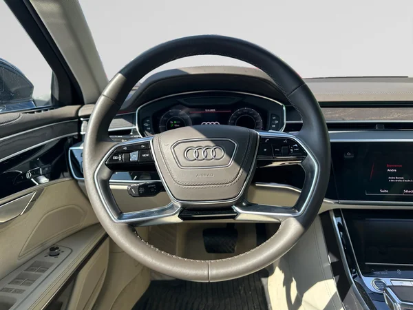 AUDI A8 PHEV (2023) — foto 21 van 24