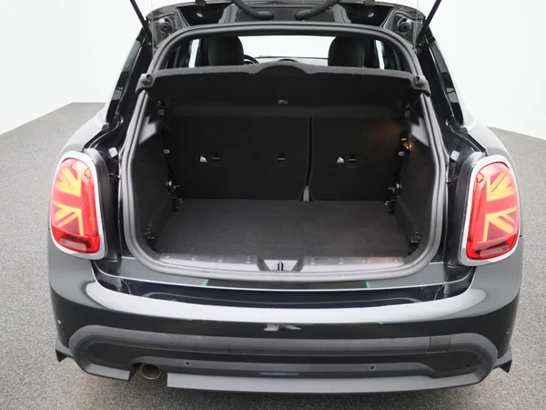 MINI One (2022) — foto 4 van 35