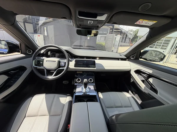 Land Rover Range Rover Evoque (2023) — foto 3 van 22