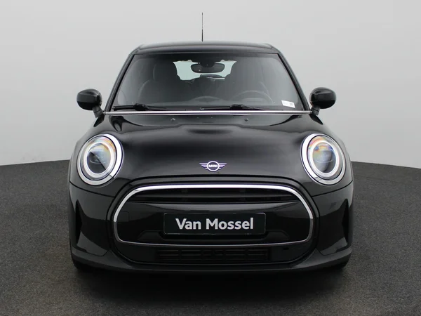 MINI Cooper (2022) — foto 23 van 38