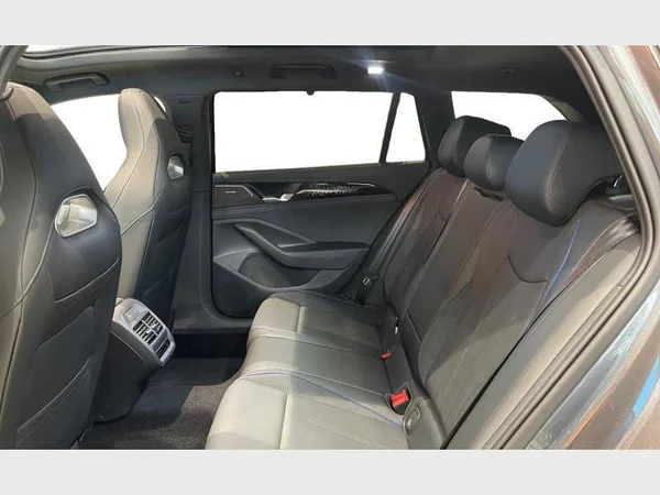 VOLKSWAGEN Passat SW (2026) — foto 21 van 21