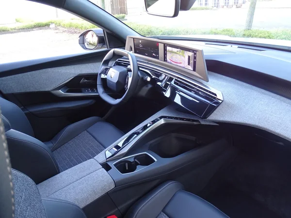 Peugeot 5008 (2025) — foto 6 van 30