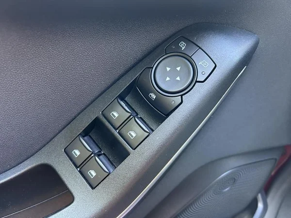 FORD Fiesta (2022) — foto 21 van 29