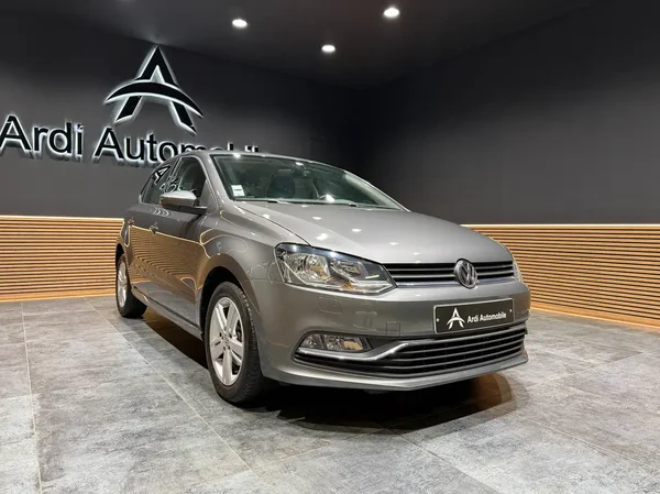 Volkswagen Polo (2015) — foto 17 van 23