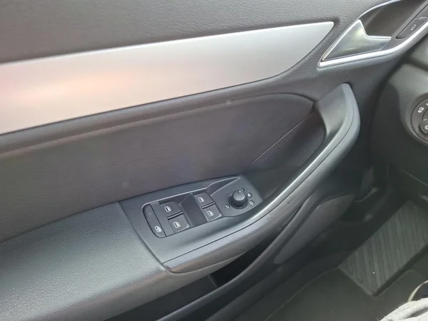 AUDI Q3 (2018) — foto 7 van 24