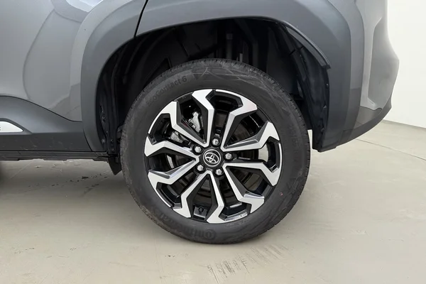 Toyota Yaris Cross Hybrid (HEV) (2025) — foto 15 van 18