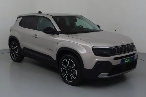 Jeep E-Avenger (2025) — foto 24 van 26