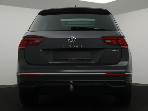 Volkswagen Tiguan (2022) — foto 7 van 29