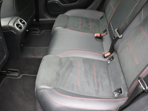Mercedes-Benz A-Klasse (2023) — foto 11 van 27