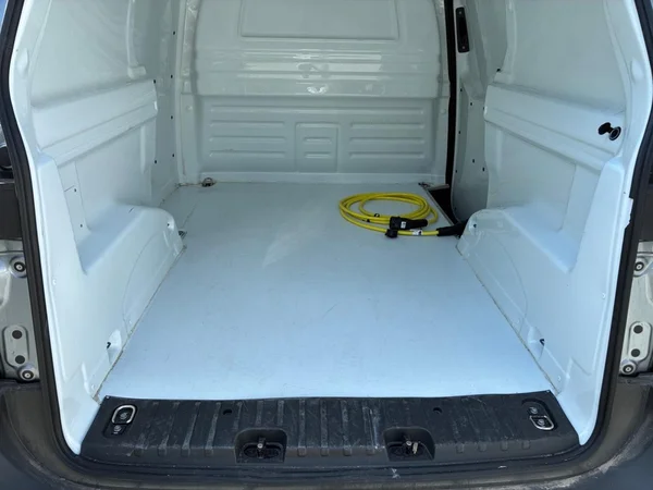 VOLKSWAGEN ID.Buzz (2023) — foto 15 van 24