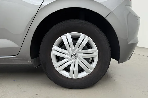 Volkswagen Polo (2018) — foto 18 van 21