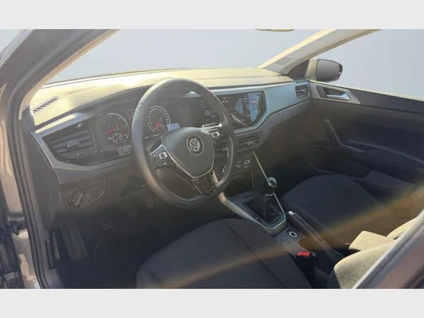 Volkswagen Polo (2018) — foto 28 van 29