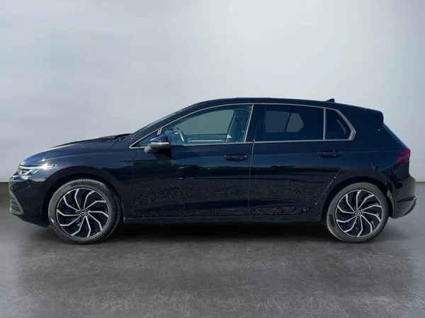 VOLKSWAGEN Golf VIII (2022) — foto 30 van 31
