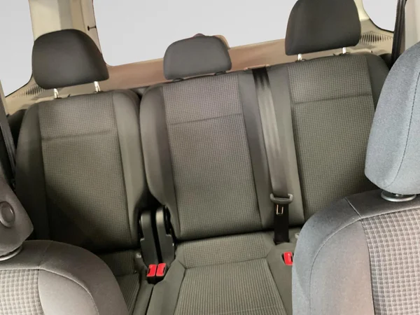 VOLKSWAGEN Caddy Dsl (2026) — foto 10 van 22