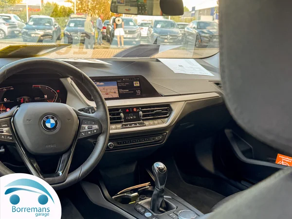 BMW 116 (2023) — foto 14 van 44