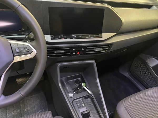 VOLKSWAGEN Caddy Maxi (2026) — foto 8 van 20