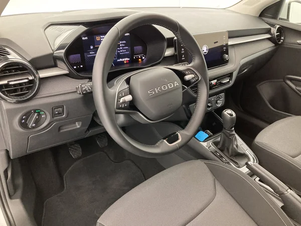 SKODA Fabia (2025) — foto 6 van 36